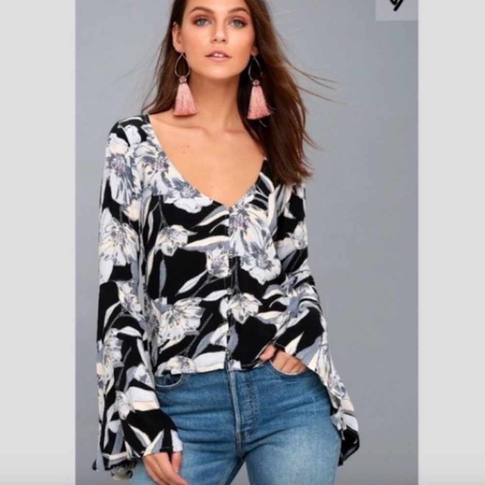 Billabong floral bell long sleeve button top | blue daylight